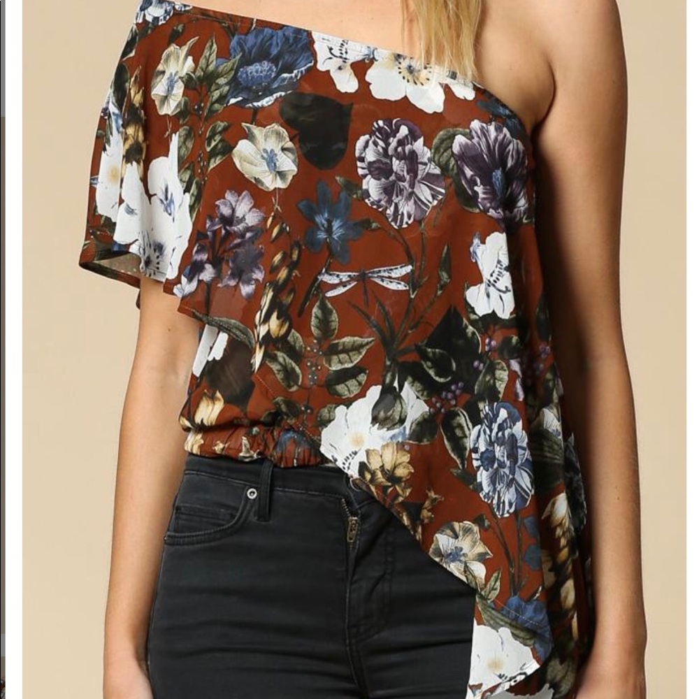 .🌼Floral Crop Top🌼.